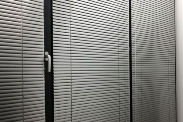 🌟 RÈM SÁO NHÔM – GIẢI PHÁP CHE NẮNG THÔNG MINH, GIÁ CỰC TỐT! 🌟